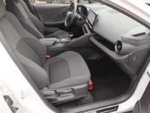 Toyota C-HR Plug-In - miniatura 13