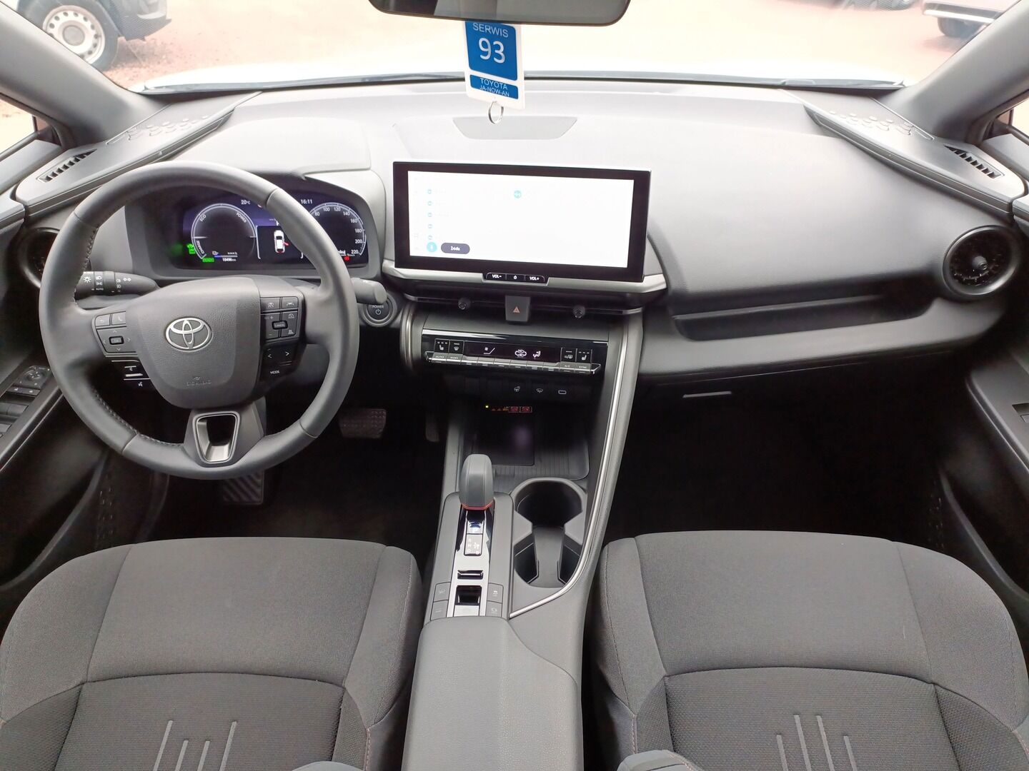 Toyota C-HR Plug-In - zdjęcie 16