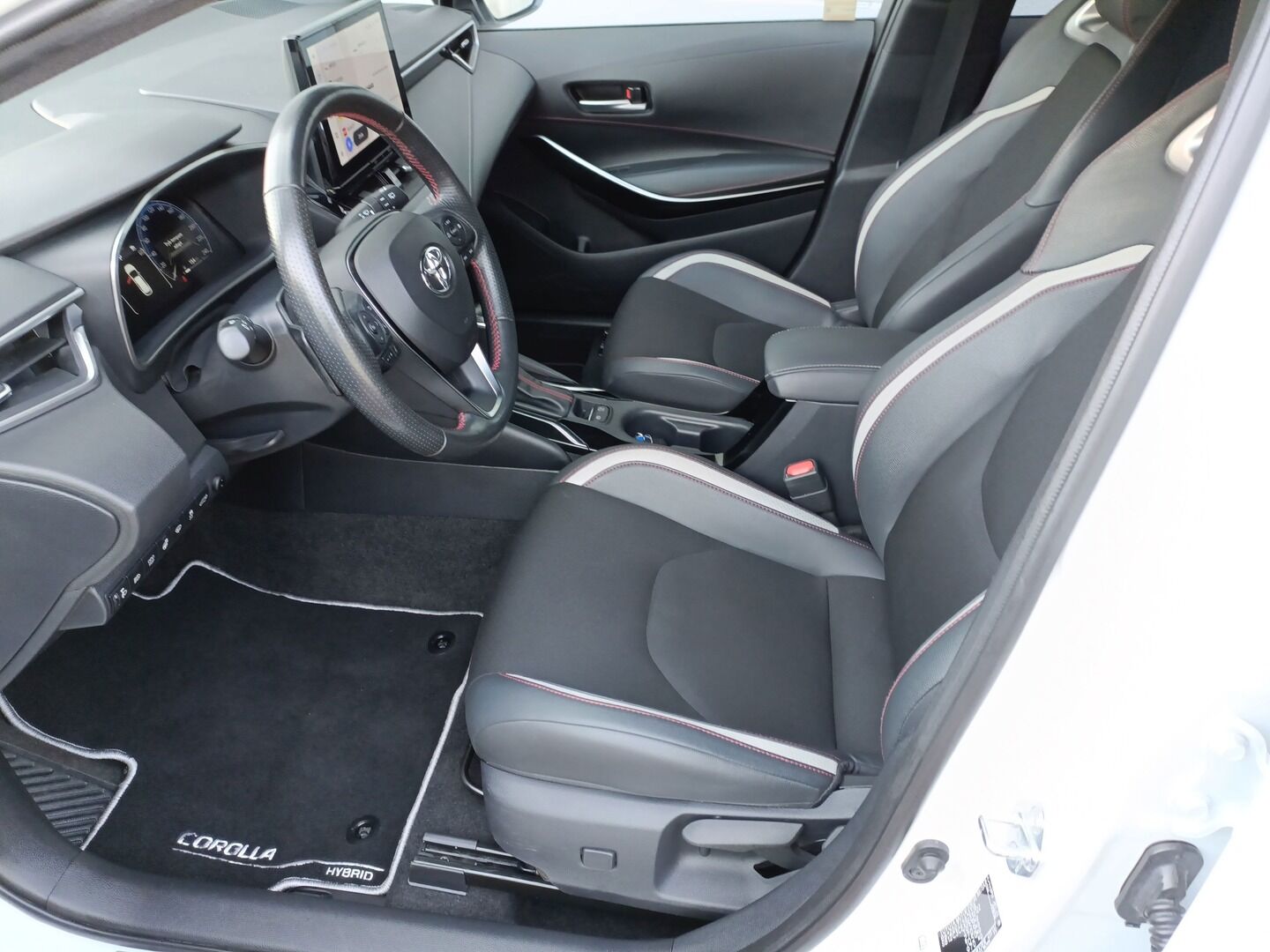Toyota Corolla - zdjęcie 10